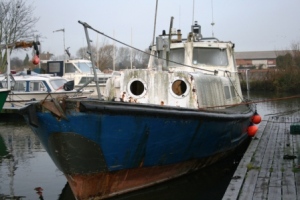 Diving boat Skewer
